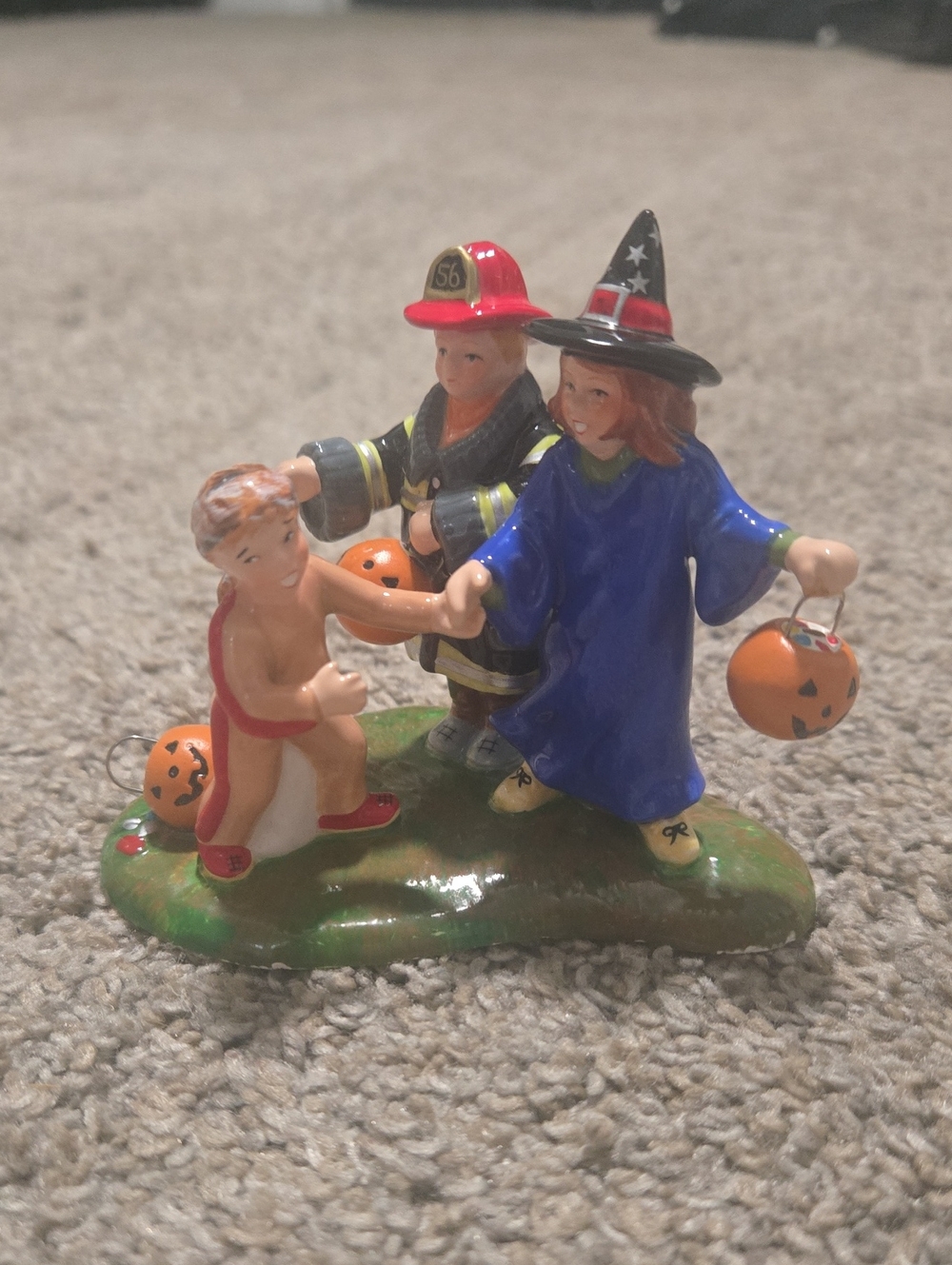 Dept 56 Trick Or Treat Kids Snow Village